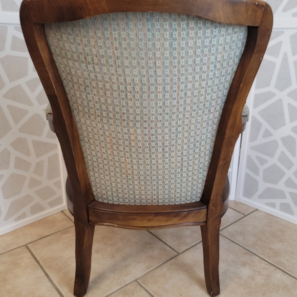 Wicker Sided Accent Chair, Queen Ann High Back with Woven Natural Rattan Sides, - Picture 5 of 10